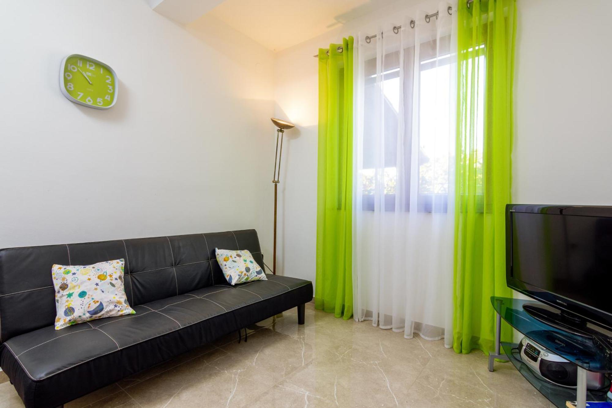 Apartments With A Parking Space Medulin - 7494 Room photo